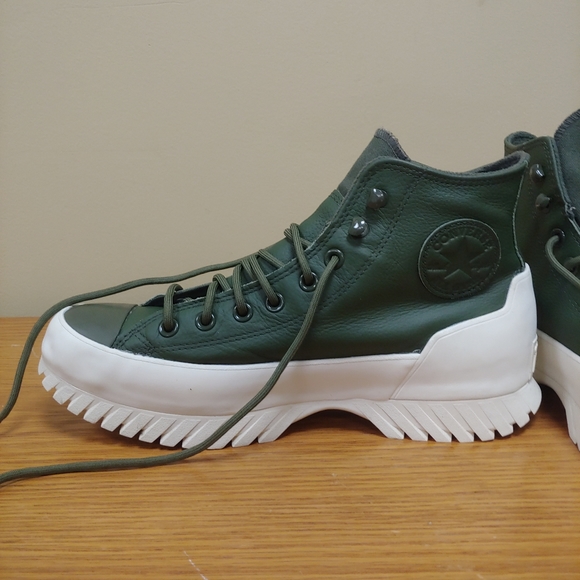Converse Women's Chuck Taylor All Star Lugged Winter2.0 High Top Green Sneaker - Picture 3 of 11